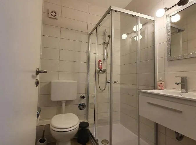 Apartment, 27 Qm, 2 Personen, High Sp Wlan * Paderborn